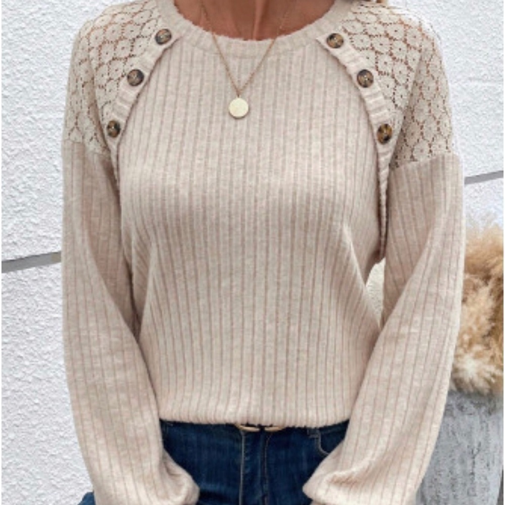 Womens NWOT  Raglan Sleeve Button Detail Ribbed Knit Sweater Top